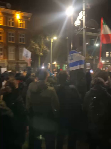 IZx6IhZ KyQAHbtI.jpg