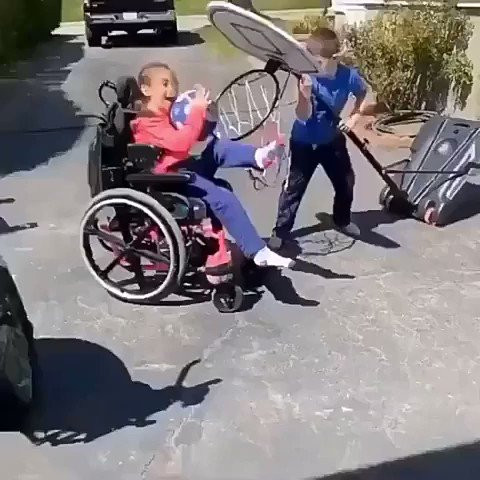 4 TsKbrVo ckaRMF.jpg