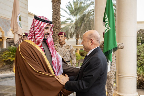 G pHs2Ba8AAiPgx?format=jpg.jpg