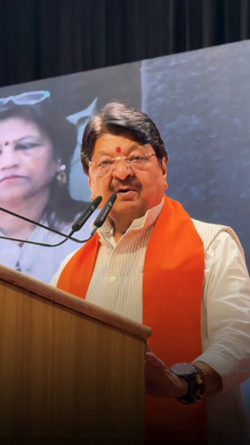 HeNjzBmirSBL9I g.jpg