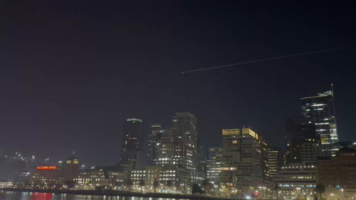 YDwxgUaS 4BnM54I.jpg