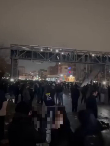 y5kE nw3Mposbuun.jpg