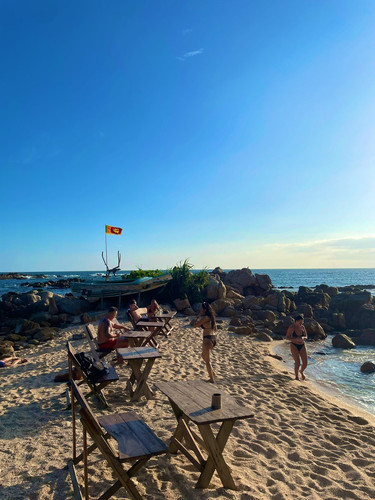 G rQqJsbQAUOKpV?format=jpg.jpg