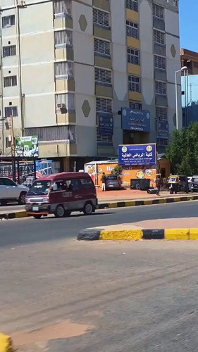 Ez1HhF1F2C tEr7I.jpg