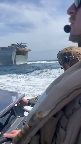 C5kb4dB8AXfoM wW.jpg