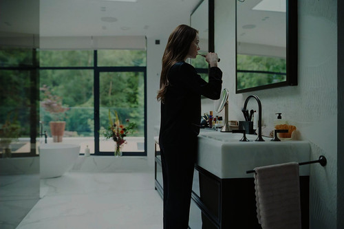 Bugonia.2025.2160p.UHD.BluRay.CZ EN.TrueHD.Atmos.7.1.DoVi HDR.x265 E.mkv 20260116 175355.850