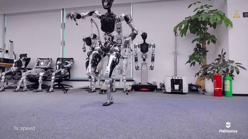 J9XgI4ki8g UzD9k.jpg