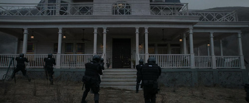 The.Running.Man.2025.2160p.WEB DL.CZ SK EN.DD+5.1.DoVi.HDR10+.x265 E.mkv 20260116 101543.993.jpg