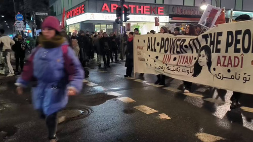 D 9qOYzDcRpRwmwA.jpg