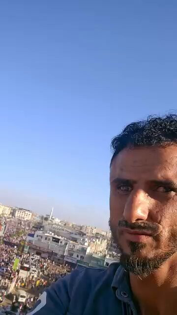 cEyEtLcyB 98uxh6.jpg