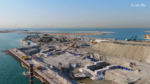 One shot cinematic flight over AMALI island construction Dubai’s World Islands 5 44 screenshot.jpg