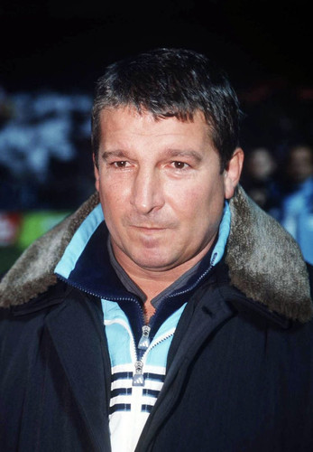 G yLD90a8AA8pkm?format=jpg.jpg