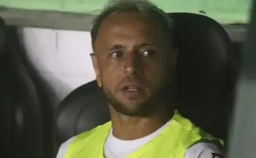 São Paulo recua em negociação com Rafinha após saída de Belmonte, mas mira 2026