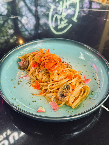 Uni Linguine Pasta.jpg