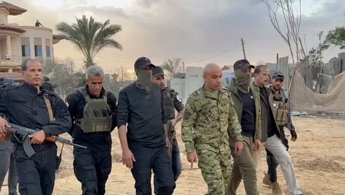 taMiVLUoxqnJdM 0.jpg