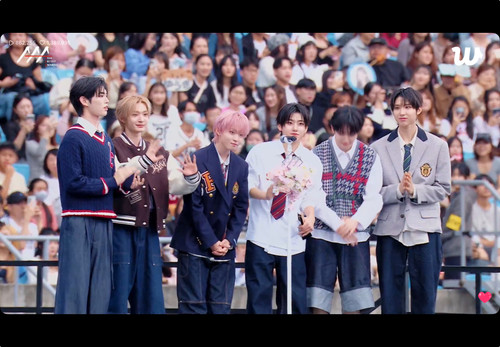 截屏 2025 12 06 下午4.12.26.jpg