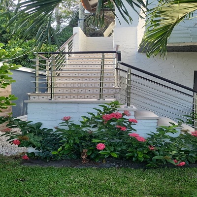 best railing contractor.jpg