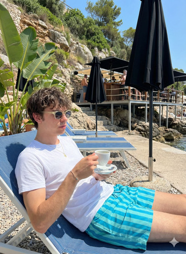 PROMPT PRIVATE BEACH.jpg