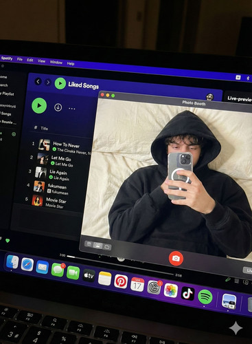 PROMPT MACBOOK 3.jpg
