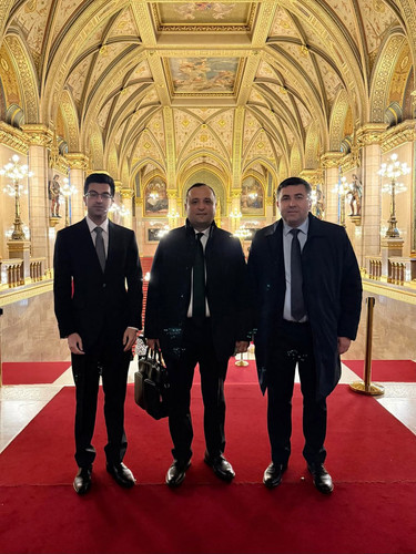 G7PITcObMAATXKK.jpg