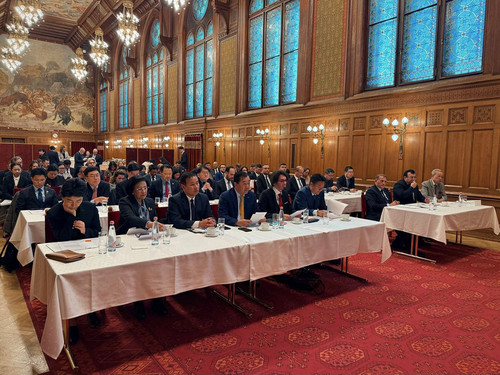 G7PIMcDasAALx w.jpg