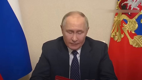 iekoL5y9mzSox0sy.jpg