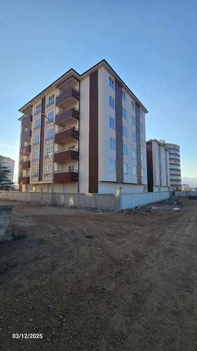 WhatsApp Image 2025 12 05 at 19.14.49 (1).jpg