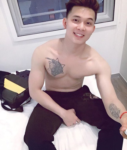 hothunk vietnam 31198451 401778333624345 6029694339062431744 n.jpg