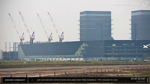 0uzI3rSXkQwYAX2 .jpg