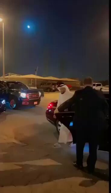 LHlo JQvj2qjuTbi.jpg