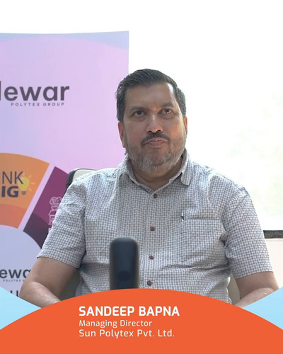 KhHf4 6uVxRH9F0e.jpg