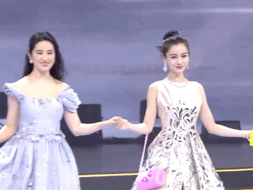 F3107C9F 6076 40D3 BEF7 24CD93DCE52B.gif