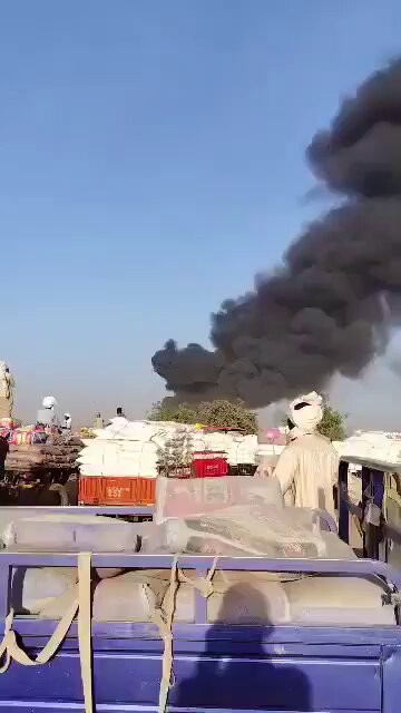 4voBMFnH x7BiA3J.jpg