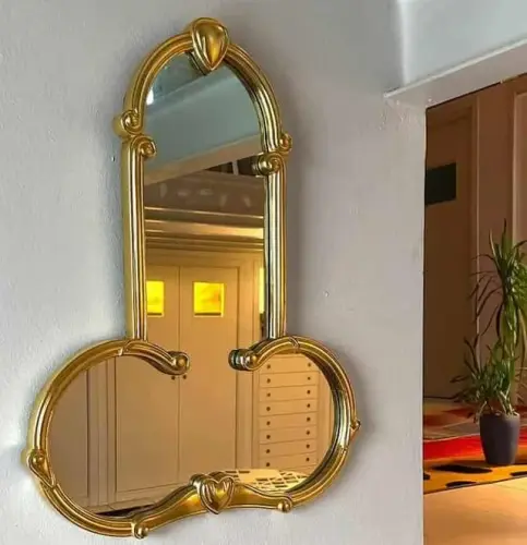 come vuole lo specchio v0 8h3vlzomtf5g1.webp