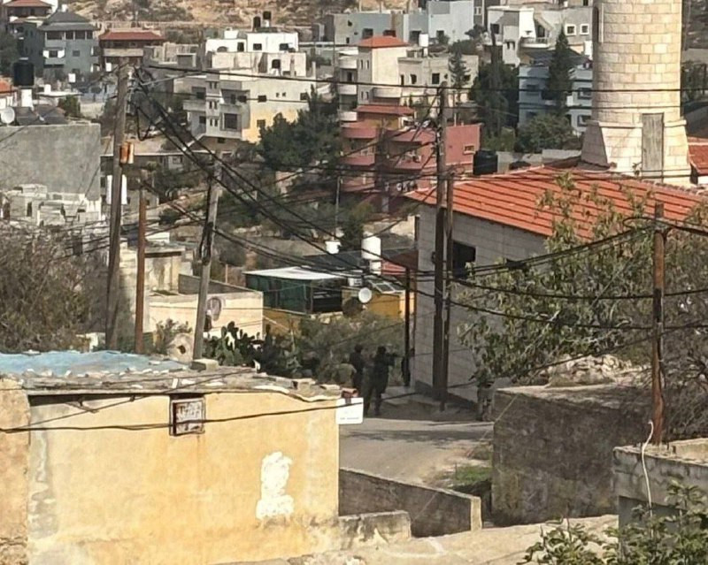 مصادر محلية: إصابة خطيرة لفلسطيني برصاص الاحتلال خلال المواجهات المندلعة في قرية أودلا جنوب نابلس....