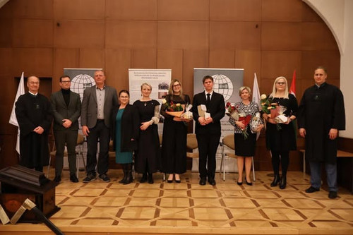 592167131 1318855566713313 6287833794861794271 n.jpg?stp=dst jpg s590x590 tt6& nc cat=105&ccb=1 7& n.jpg