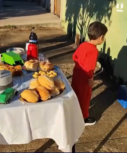 zAu1nzjojMtZmu2t.jpg
