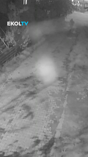 PvXZ SS2nUbHCb2s.jpg