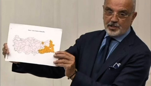 tEA2sg7UFao xTPX.jpg