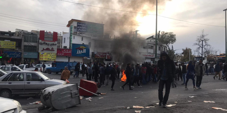 İran’da ‘protestolar bitti’ algısına rağmen direniş sürüyor