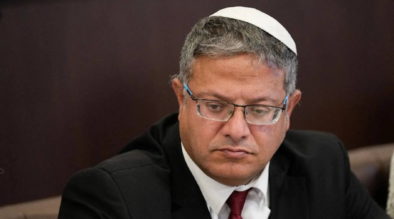 إيتمار بن غفير:
أُعبر عن دعمي لرئيس الوزراء نتنياهو في إعلانه الأخير. فبرأيي، لا يحتاج قطاع غزة إلى "مجلس إداري" لإدارة ما يُسمى إعادة الإعمار، بل إلى...