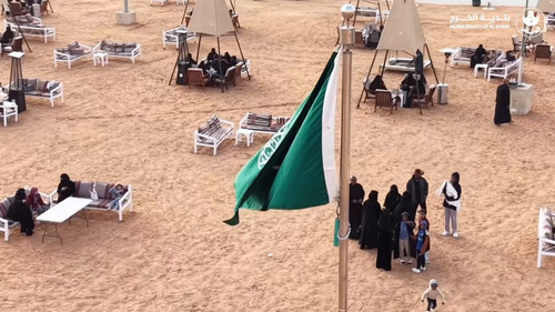 maJPE2cRGHBedml .jpg