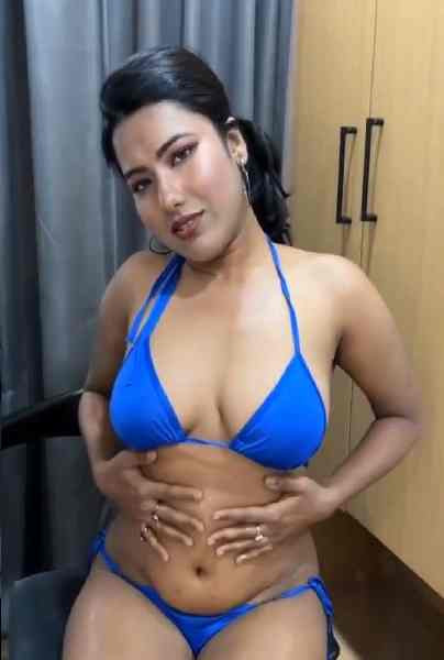 Model Moumita Saha Blu Solo Oil Uncut – Hindi Hot Short Film – WEB-DL X264 1080p Download