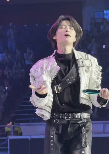 85E5BE75 AB91 43C4 937E DF458CA09B66.jpg