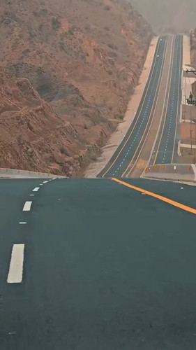 rbxoW5E D7SoZ3qH.jpg