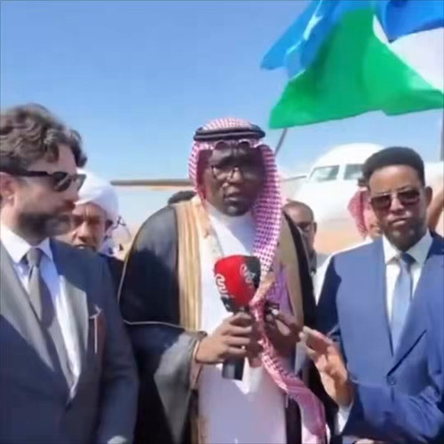 hXee4PmV jr2poGV.jpg