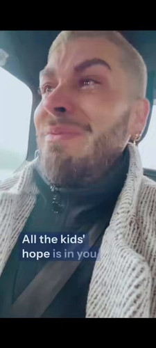 ymk5 mO7GrcmezMc.jpg