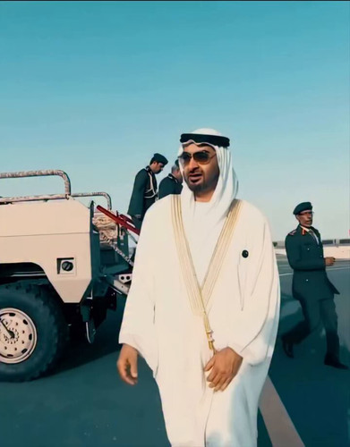 NaVyI6xAr LQUjSA.jpg