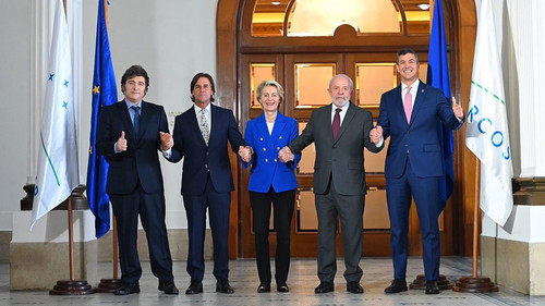 G 773MsXYAAQbpG?format=jpg.jpg