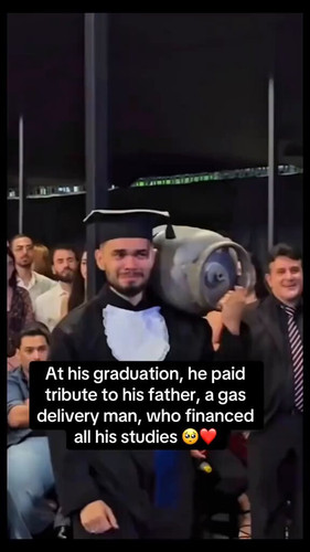 Ah63jaONslFwk9Su.jpg